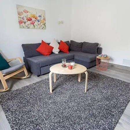 Lägenhet Beautiful Newly Renovated 3 Bedroom