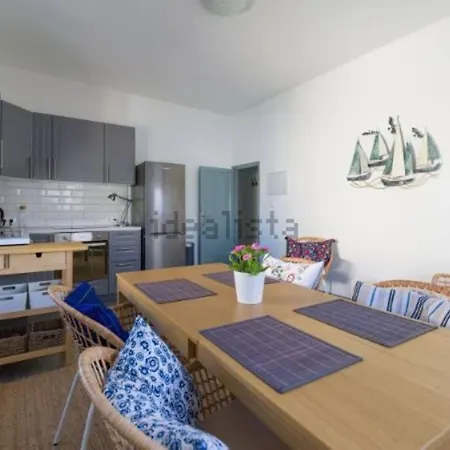 Beautiful Newly Renovated 3 Bedroom Arrecife (Lanzarote)