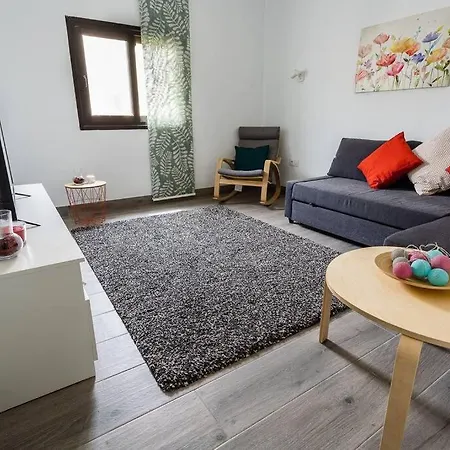 Beautiful Newly Renovated 3 Bedroom