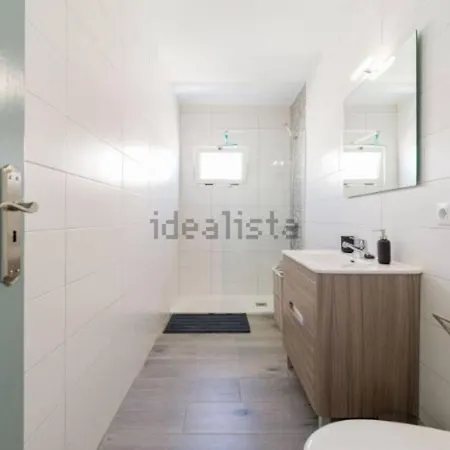 Beautiful Newly Renovated 3 Bedroom * 阿雷西费